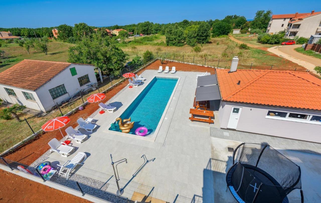 Apartmani Lucija Πόρετς Εξωτερικό φωτογραφία