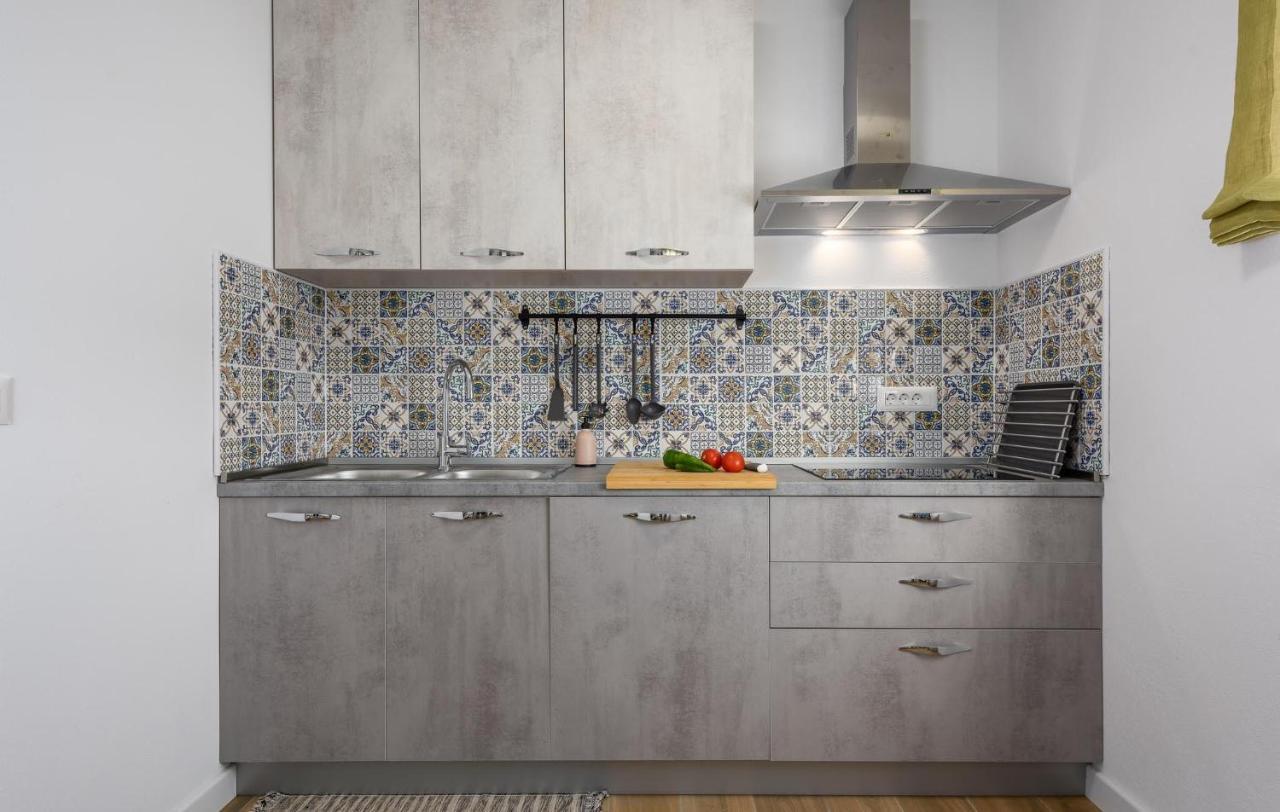 Apartmani Lucija Πόρετς Εξωτερικό φωτογραφία