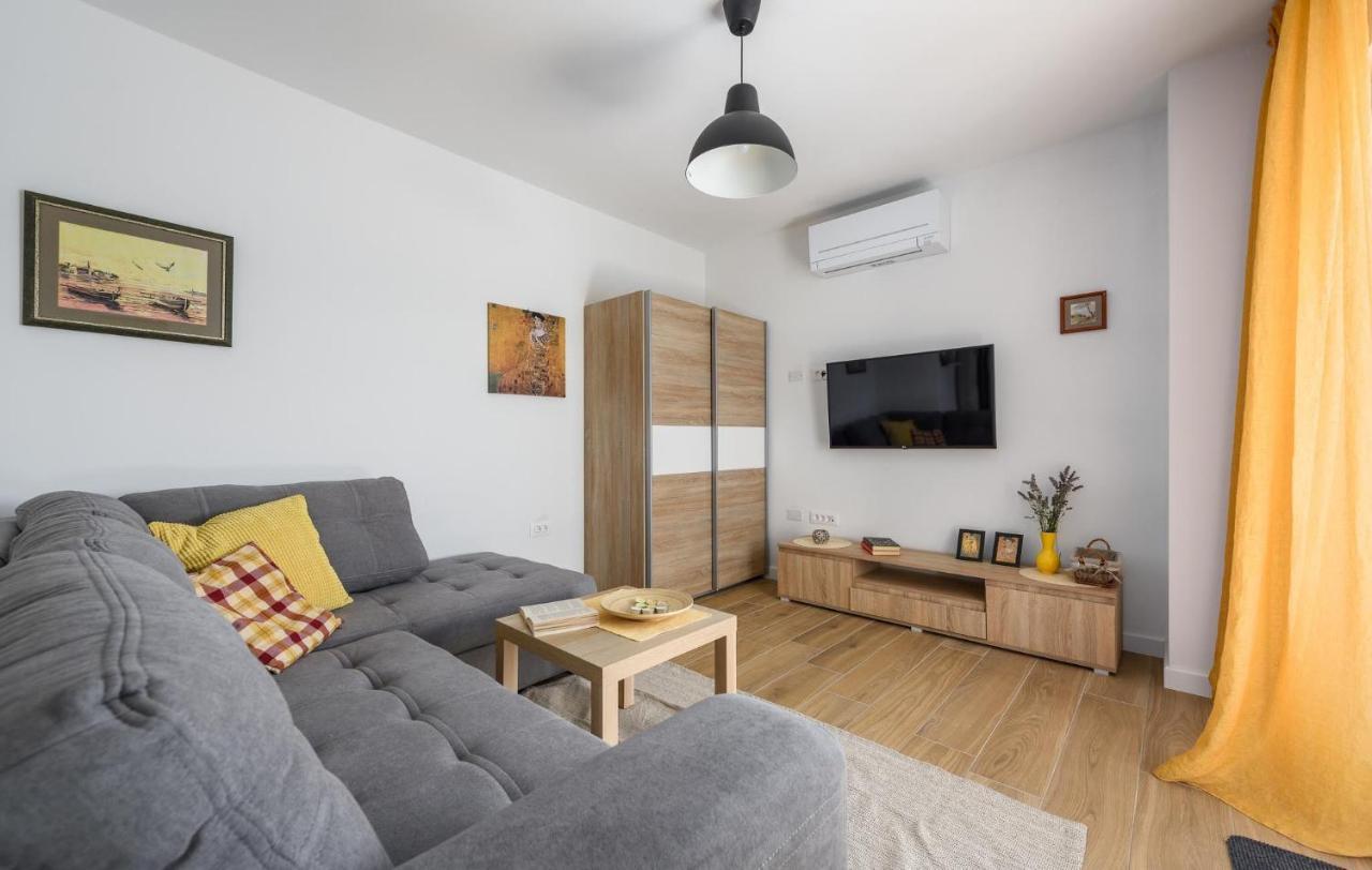 Apartmani Lucija Πόρετς Εξωτερικό φωτογραφία